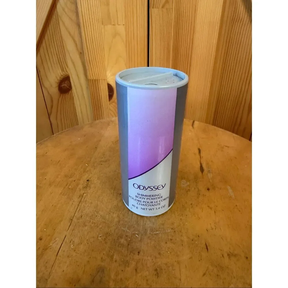 Odyssey shimmering body powder Avon 40 g 1.4 oz. New Sealed (7763)